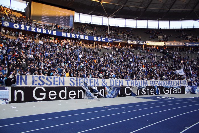 Träumen darf erlaubt sein - Banner im Spiel der Berliner gegen Mainz - Quelle hertha-inside.de