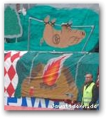 Rot-Weiss Essen - 1. FC Kaiserslautern II - Choreo vor dem Spiel  » Click to zoom ->