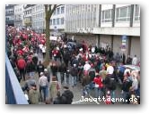20.03.2010 - "Neues Stadion - Jetzt!" - 2500 Fans bei der Fandemo  » Click to zoom ->