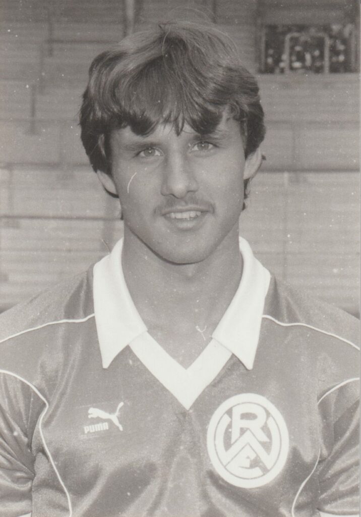 Dirk Helmig